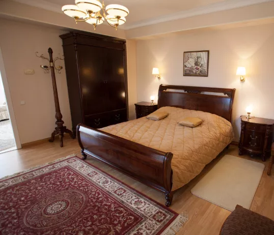 Номер «Гиацинтовый». Отель "Перелётные птицы". Алупка