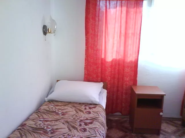 Эконом. Гостевой дом У Наташи. Вардане