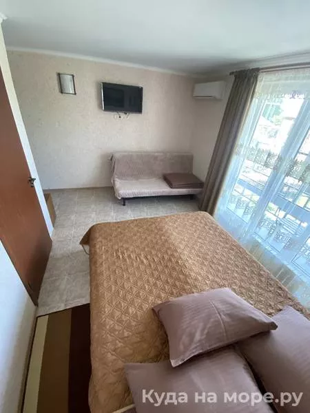 Стандартный 3-местный номер. Гостевой дом "Вероника" - Ольгинка. Ольгинка