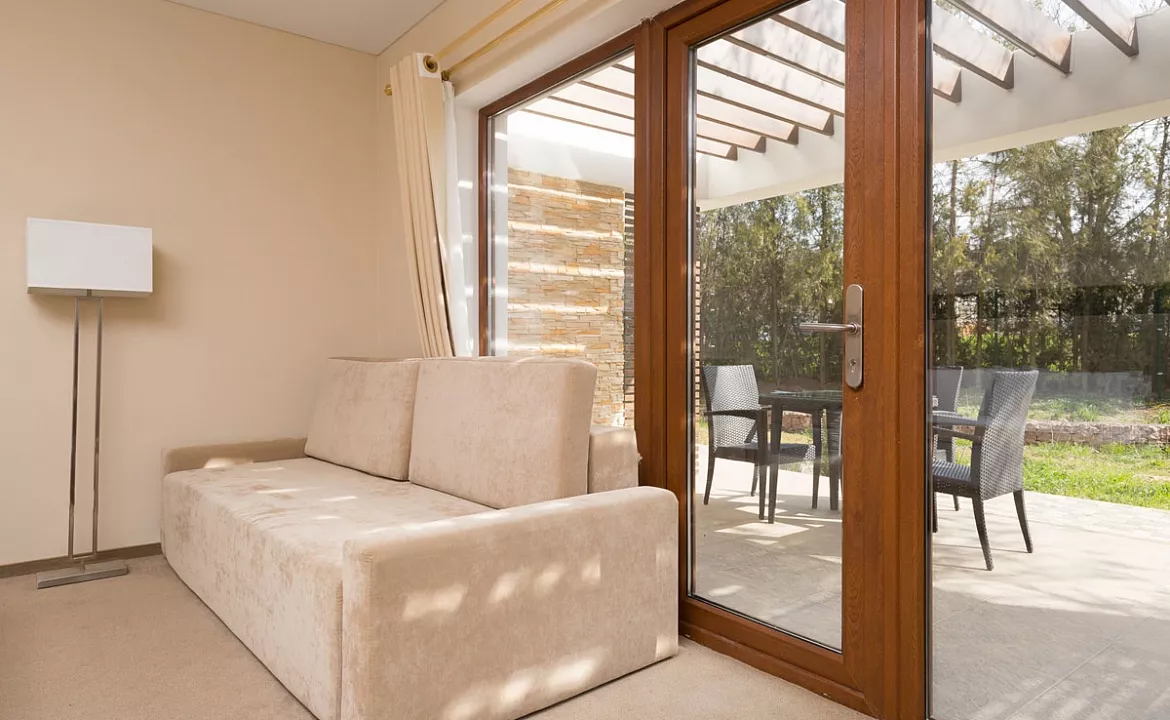 ДЖУНИОР. Семейный отель RIGA VILLAGE RESORT. Щелкино