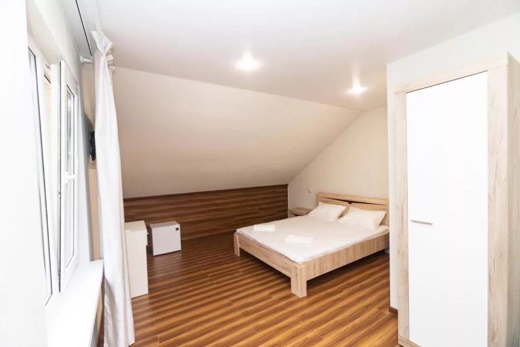 2-х местный номер Стандарт. Гостиница "Villa Terrasa". Лоо