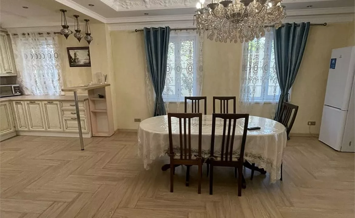 Трехкомнатный Люкс. Апарт-отель "Белый парус". Сочи