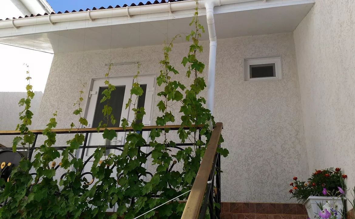 Коттедж-студия. Гостевой дом На Пролетарской. Евпатория