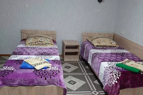 4-х местный номер с удобствами. Частный сектор "На Вишневой". Архипо-Осиповка