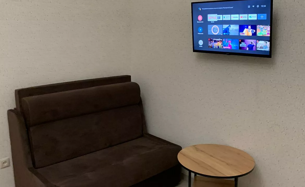 Апартаменты с кухней на два номера. Гостевой дом ЭЙВА. Пицунда