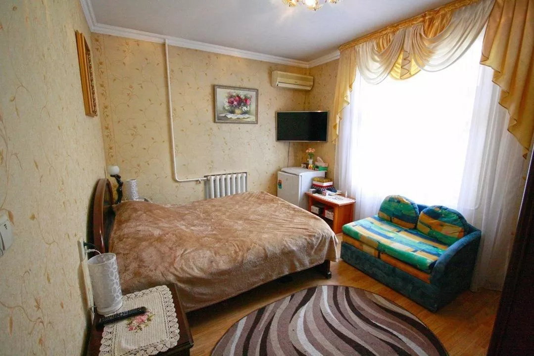 «Стандарт 2х-местный с доп. местом 1 корпус». Гостевой дом «Надежда» . Сочи