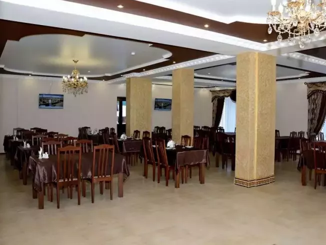 . Отель «GOLD STAR». Домбай-гостиницы