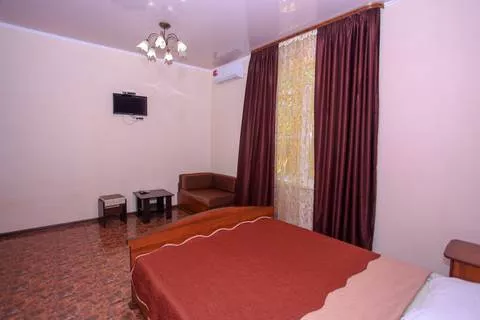 «Стандарт». Гостиница  "Sea Zone" . Пицунда