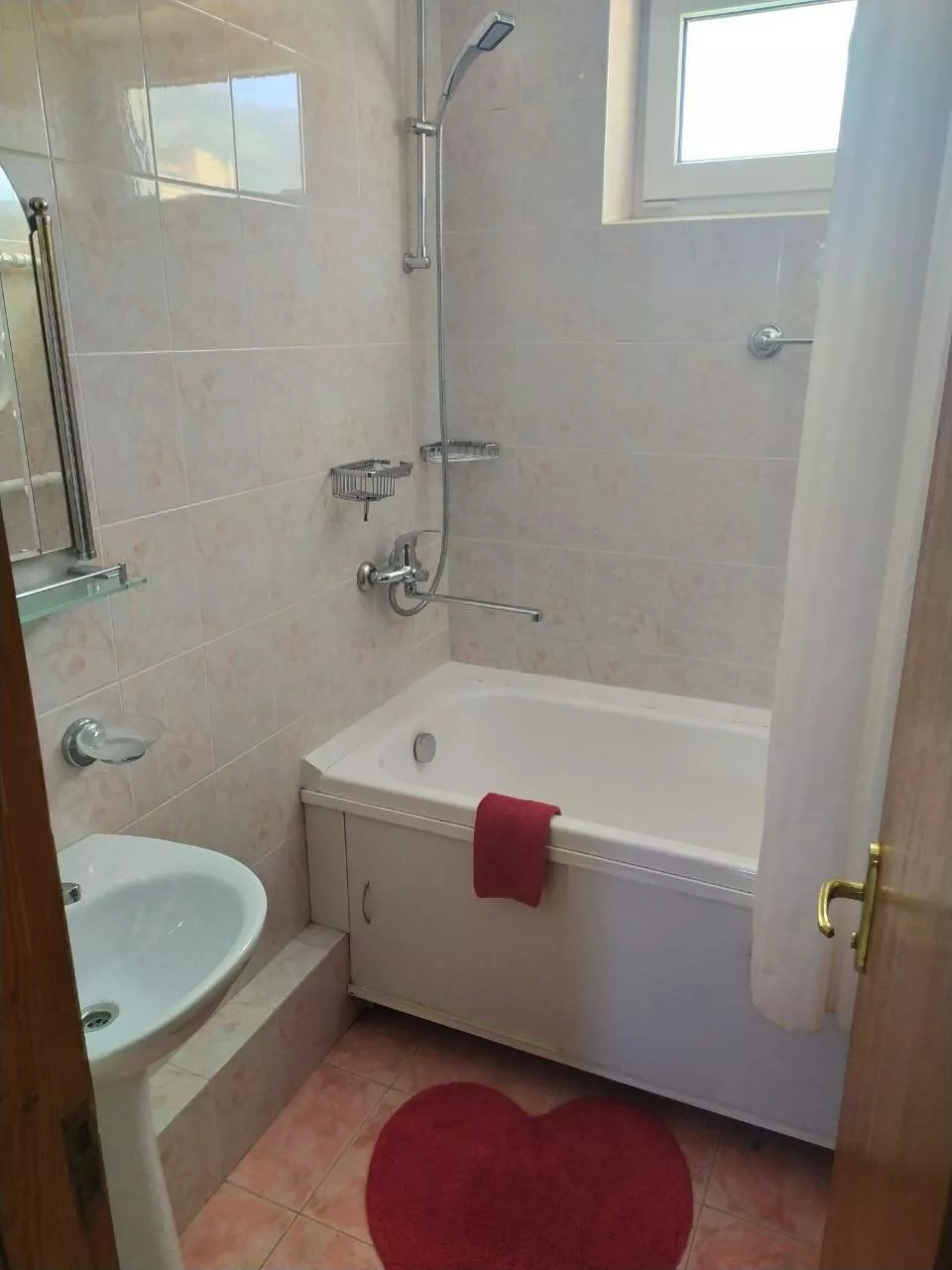 . Частный гостевой дом На Дражинского. Ялта