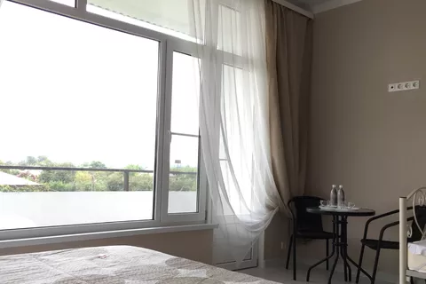 Четырехместный номер с балконом. Гостиница «Святая Абхазия». Пицунда