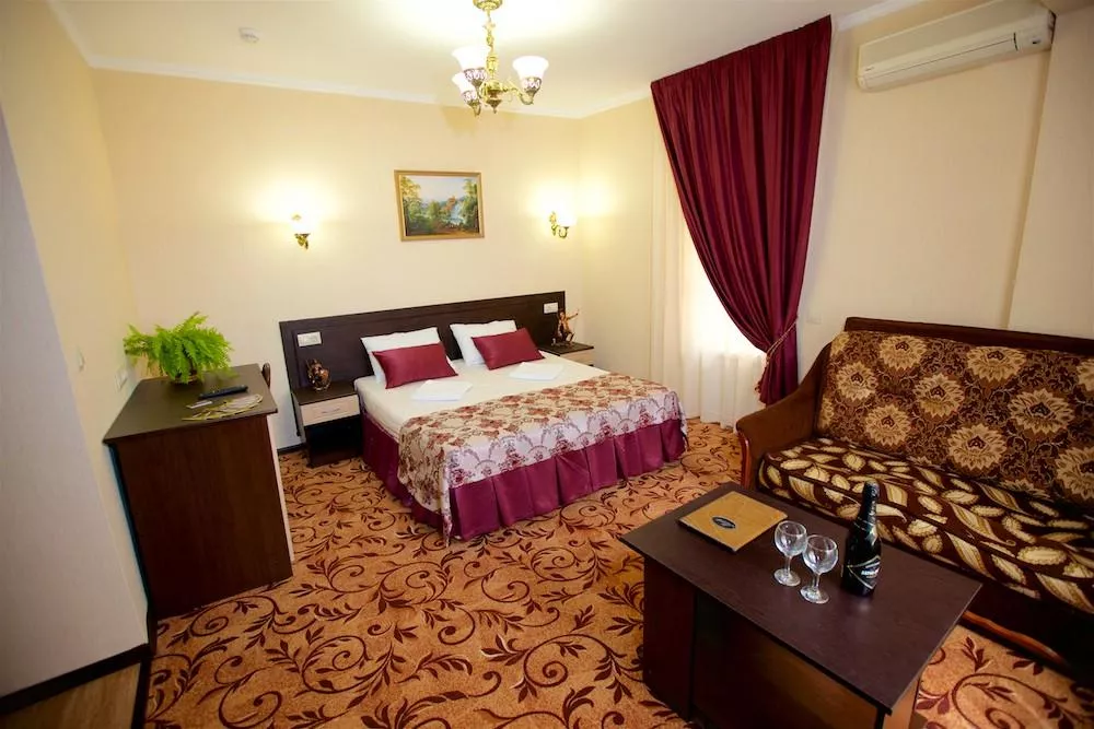 Стандарт. Отель "Золотое Руно". Витязево