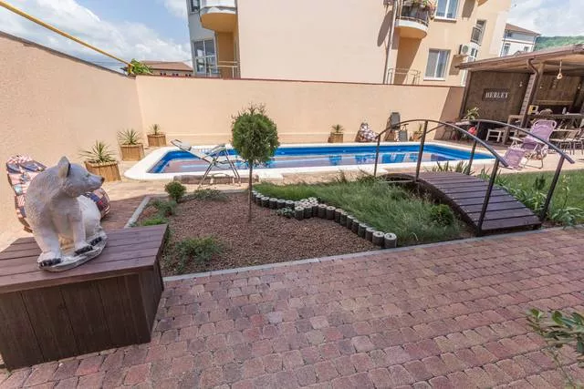 . Отель "Berley". Лазаревское