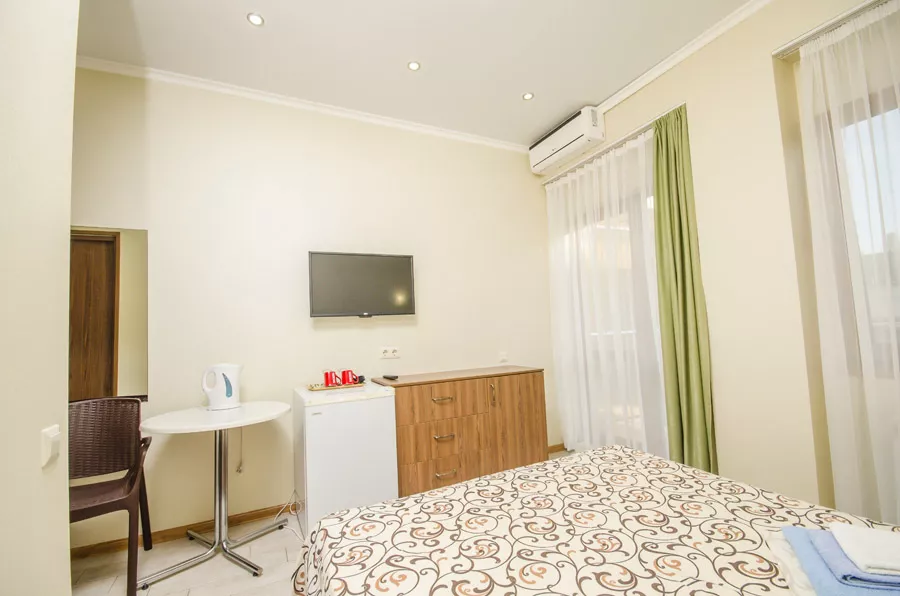 Комната «стандартная». Гостевой дом «Вояж». Алушта