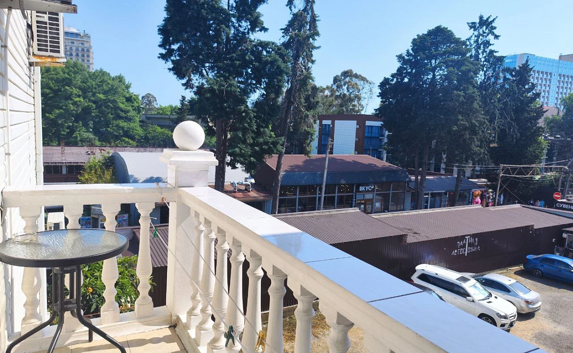 2-х местный номер Стандарт + доп.место с балконом. Гостевой дом "Регион 86" . Адлер