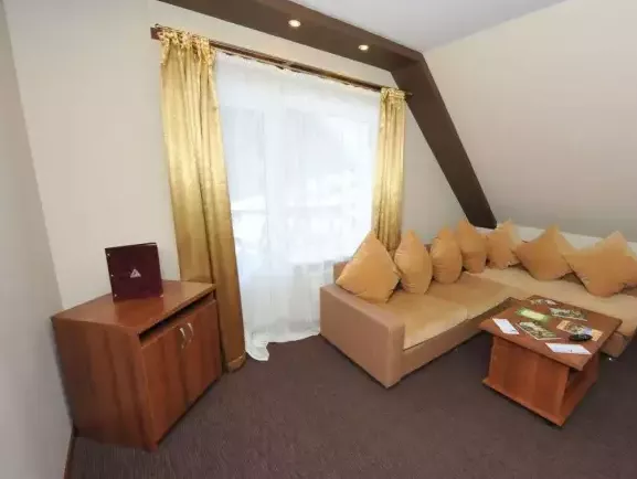 Люкс с балконом. Гостиничный комплекс «NASTUP». Домбай-гостиницы