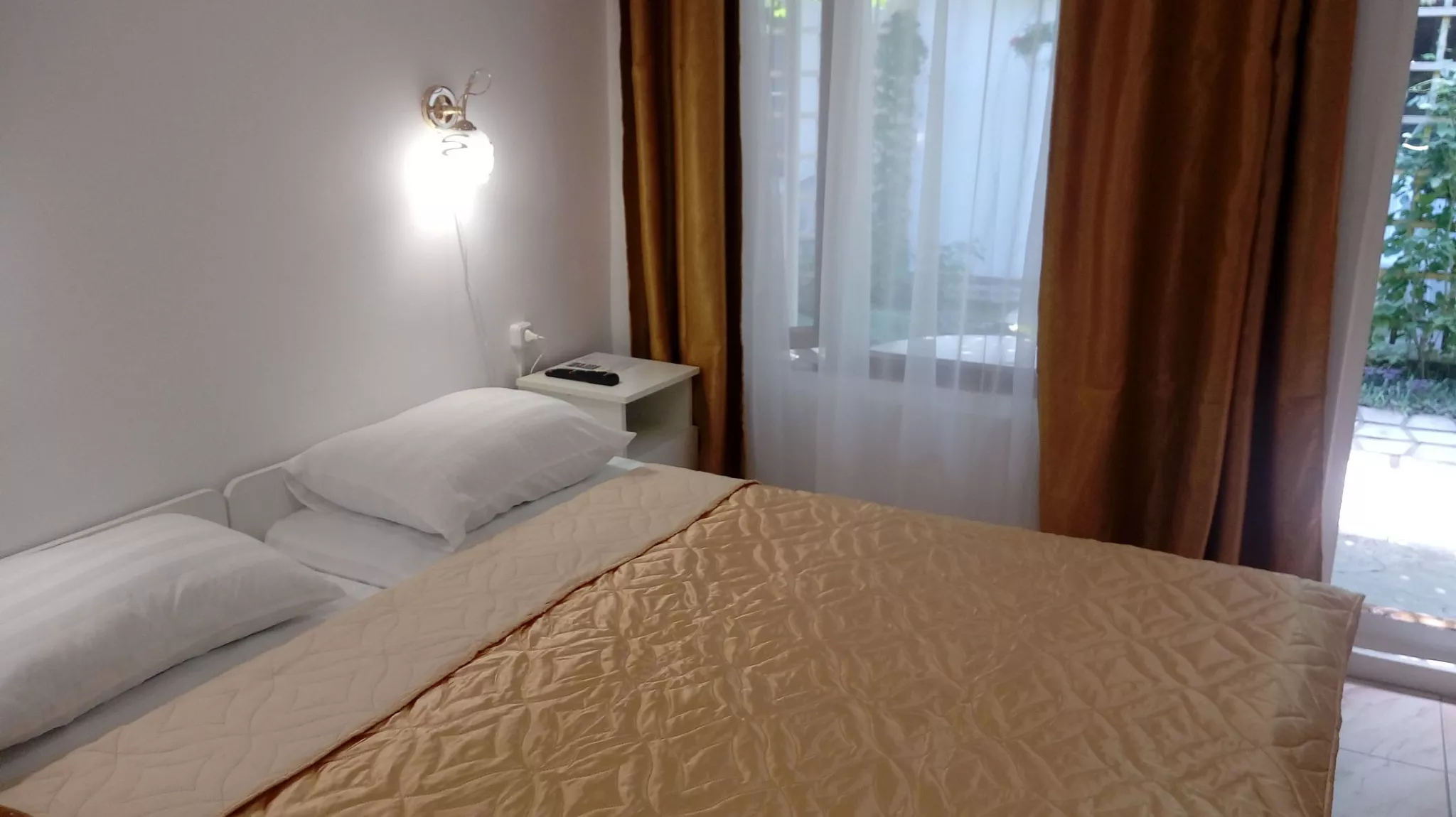 . Гостиница Розовый слон. Анапа