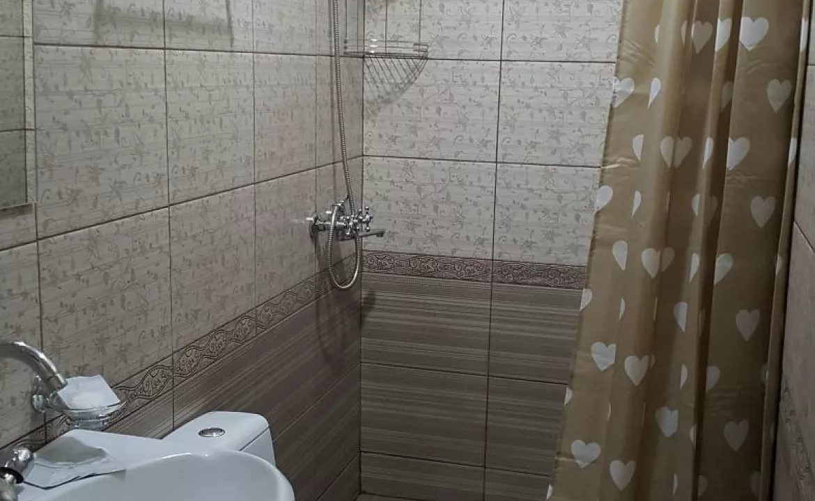 Трехместный стандарт. Гостевой дом "LION". Лазаревское Трехместный стандарт. Гостевой дом "LION". Лазаревское