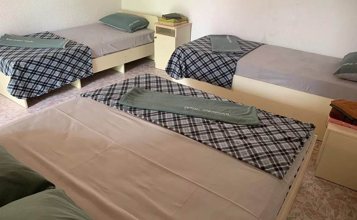 Четырёхместный номер . Гостевой дом Гармония - Витязево. Витязево