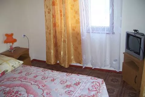 Эконом. Гостевой дом  «У Вадима». Витязево