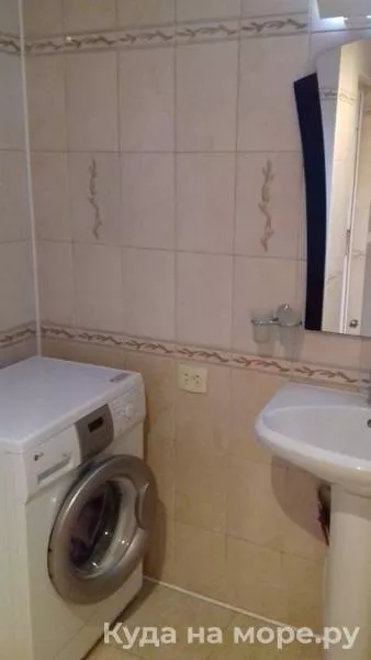 Апартаменты. Частный сектор «У Ануш». Пицунда