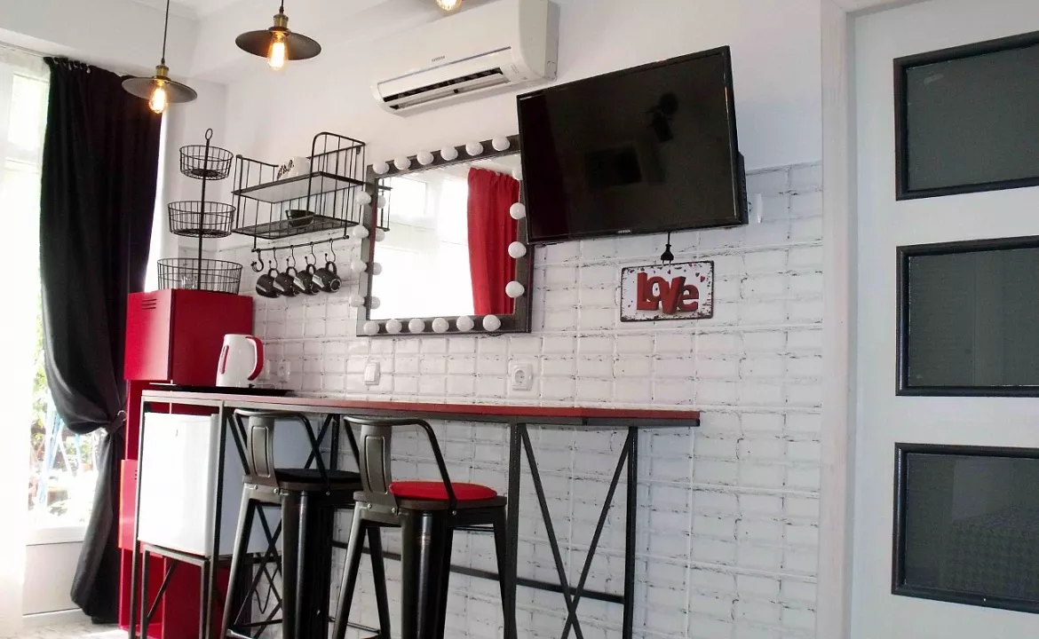 2-х местный номер — «Кино-камера». Гостевой дом "Триера". Судак