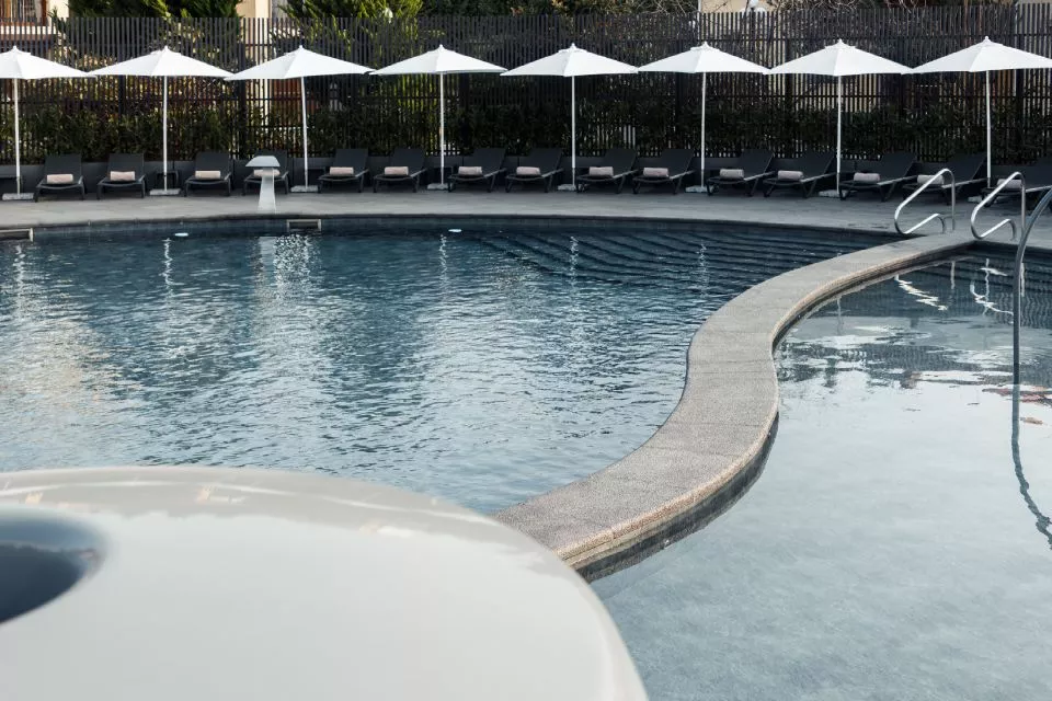 . Курортный отель Моне. Адлер