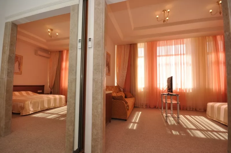 Номер Полулюкс. Гостиница Консоль-Спорт НИКИТА. Никита