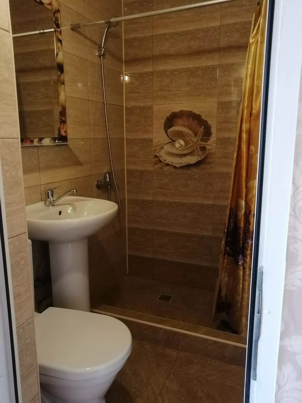 . Гостевой дом  В гостях у Андрея. Лоо