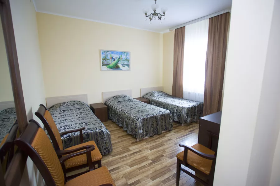  СТАНДАРТ ТРЁХМЕСТНЫЙ. Отель  "ВАП-отель". Ейск