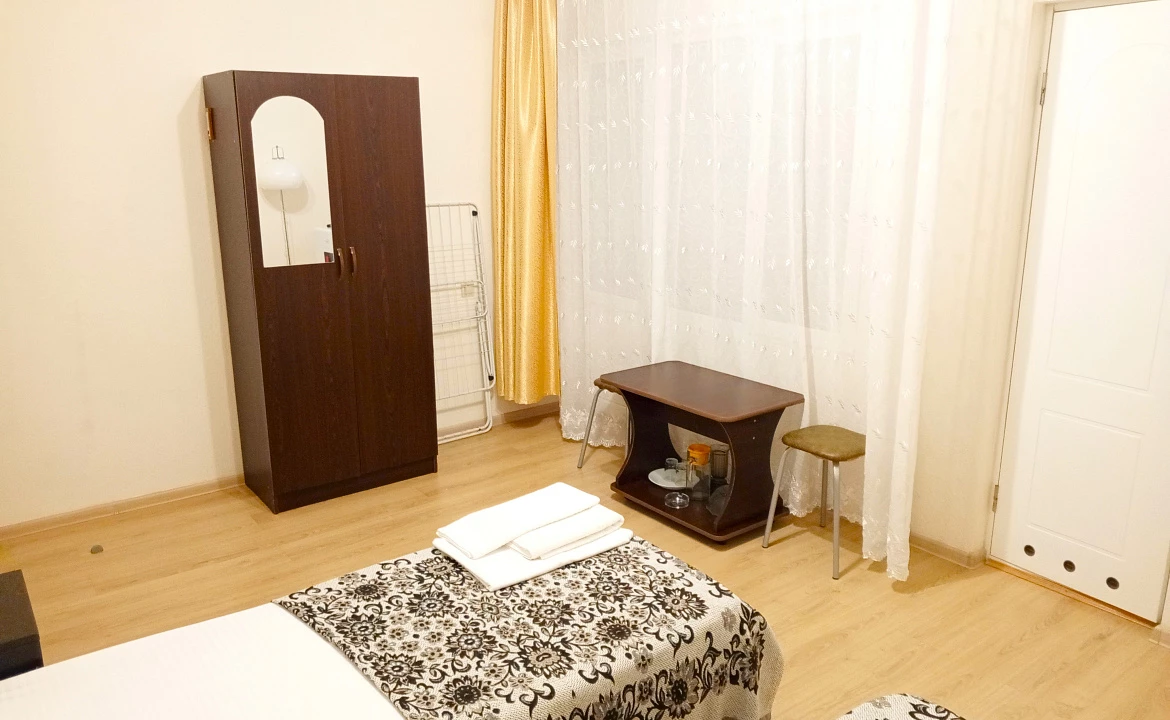 Стандартный Двухместный с доп. местом и балконом. Отель "Гермес" . Вардане