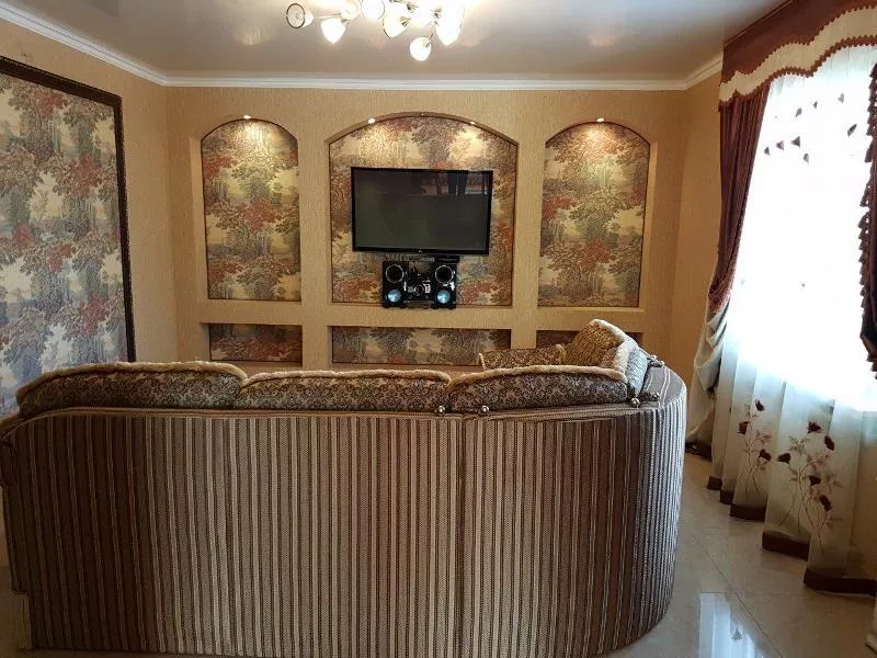 Семейный Люкс с кухней. Гостевой дом "Дом с дельфинами" (корпус 2). Адлер