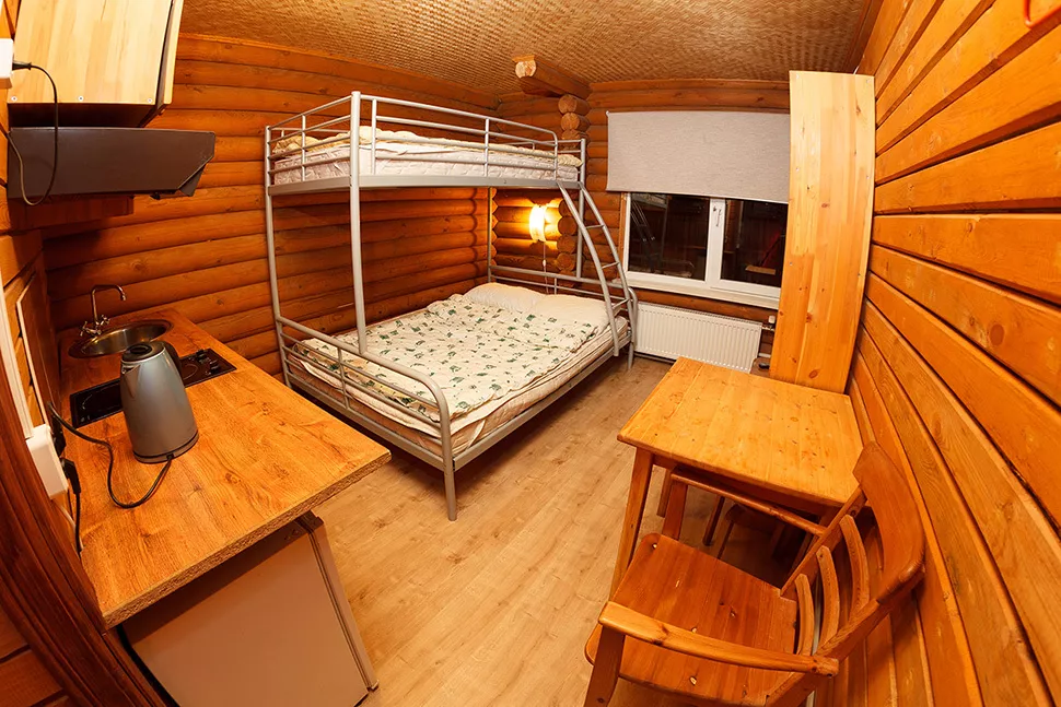 Домик. Гостевой дом "ДОМ АБОРИГЕНА" Комфортные апартаменты и коттеджи . Красная Поляна