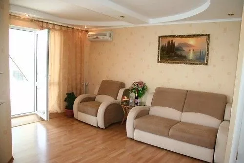 Номер VIP-этаж. Частная гостиница «Слонотель». Малореченское