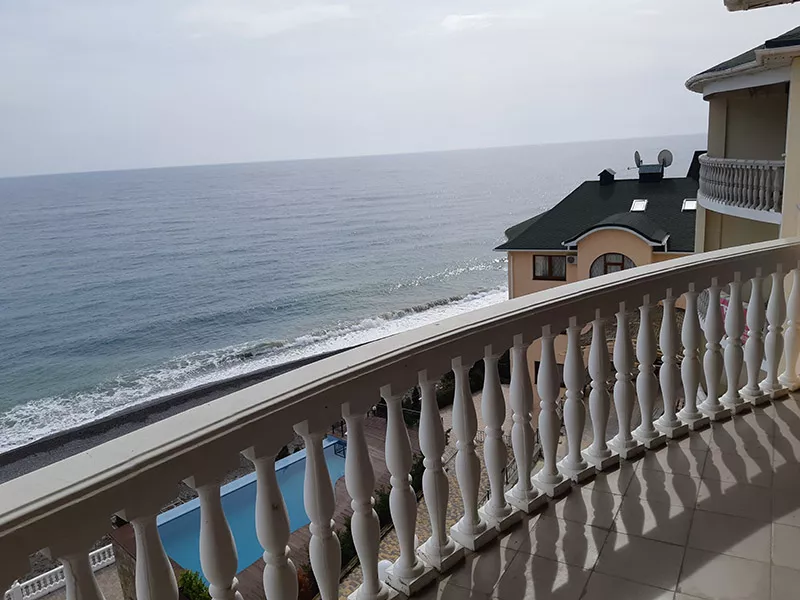 2-х уровневые Апартаменты с кухней, балконом и видом на море. Коттедж «Алустон». Рыбачье