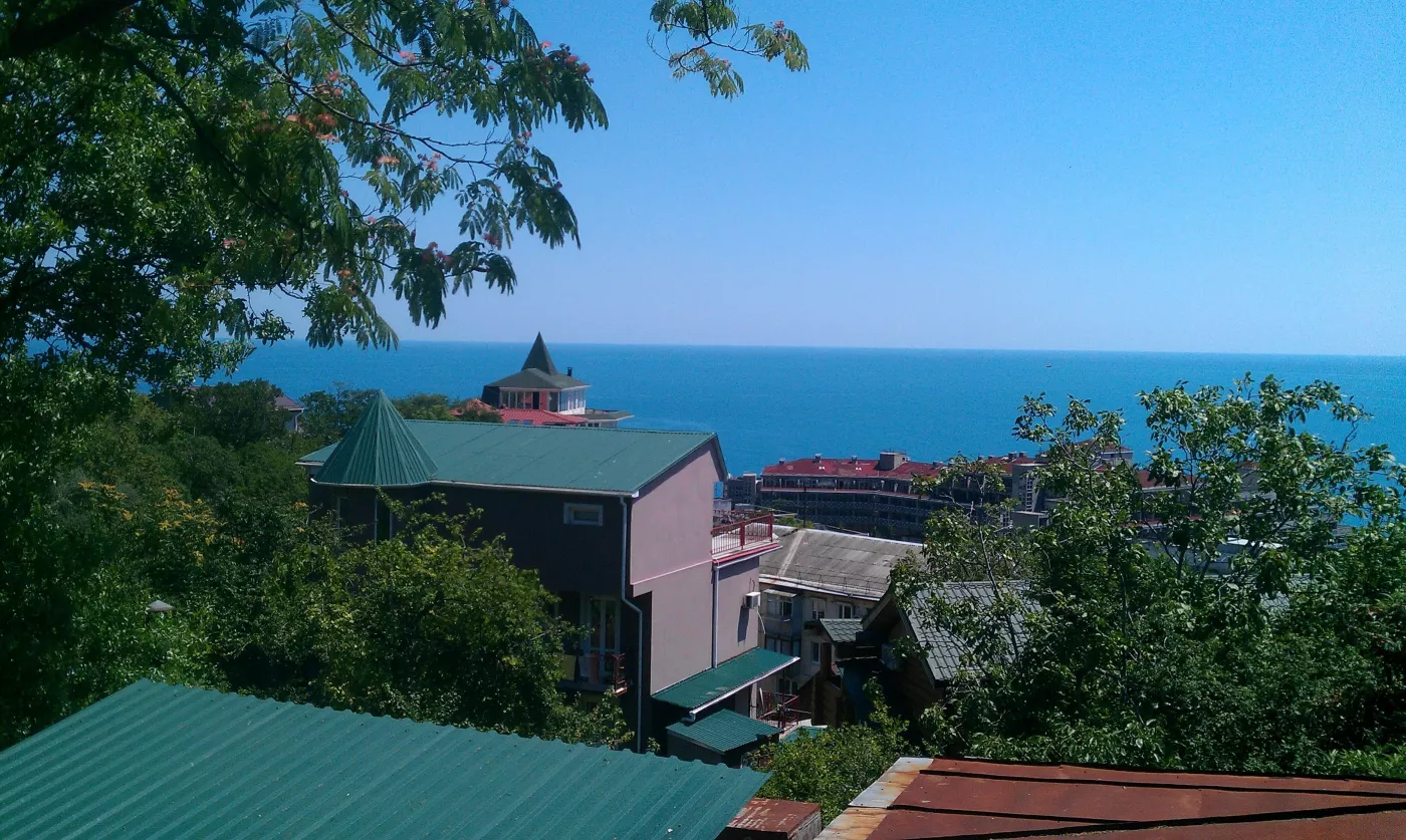 . Гостевой дом жилье под ключ у моря . Гаспра