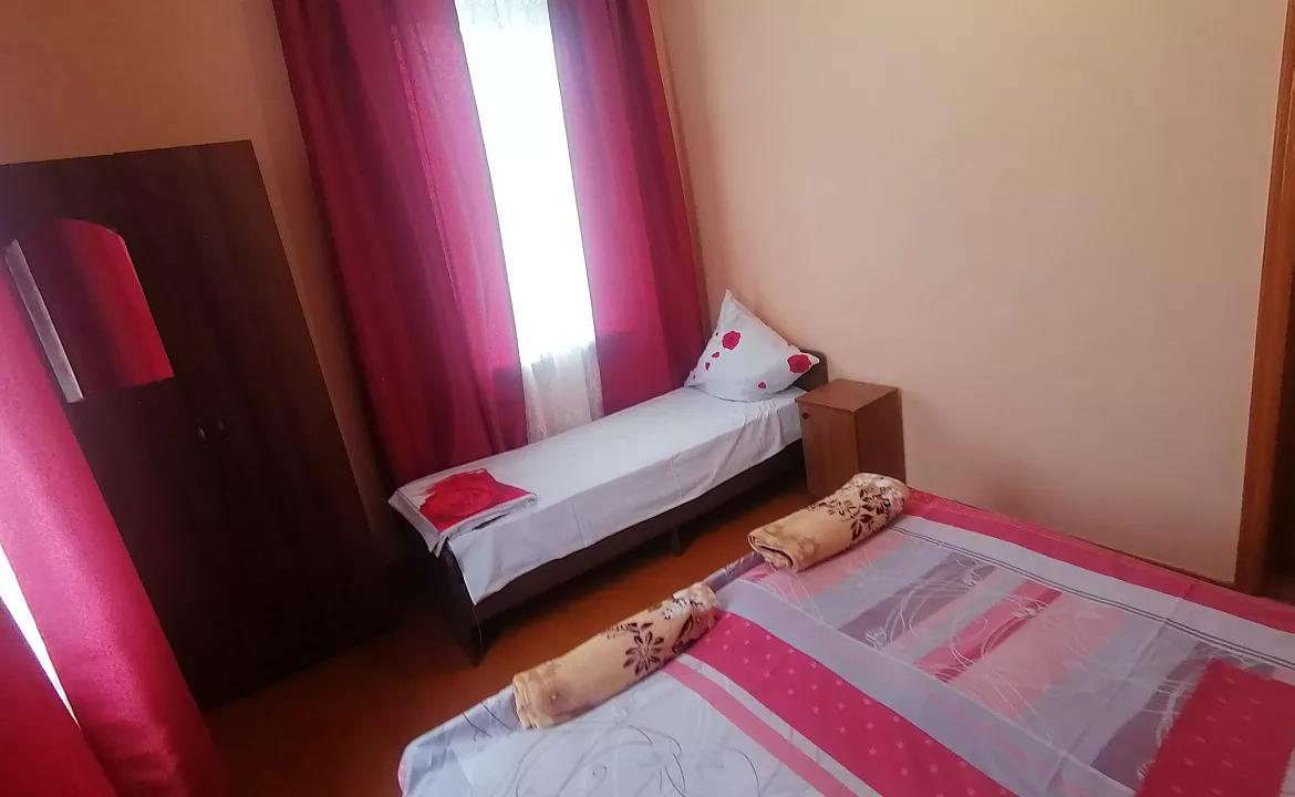 Лавровый лист . Частный сектор Лавровый лист. Новый Афон