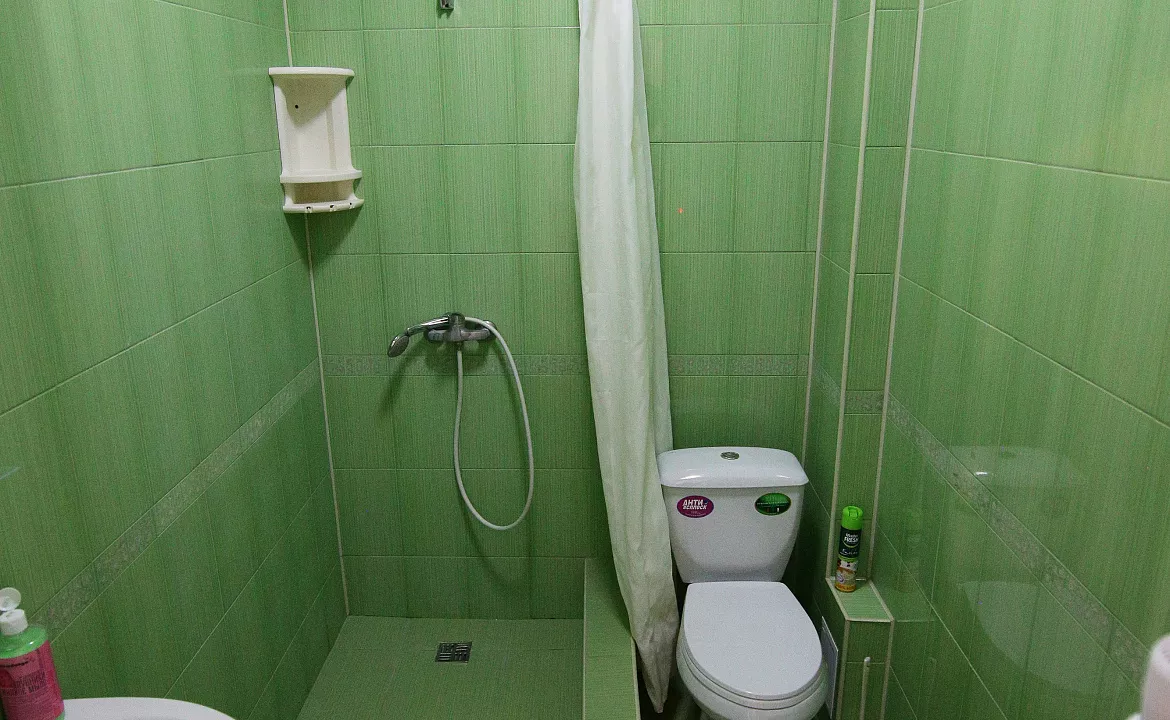 Апартаменты на 4-х человек с балконом. Гостевой дом "МЕЛИС". Дивноморское