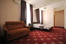 Трехместный номер-стандарт. Отель "Максимус". Анапа