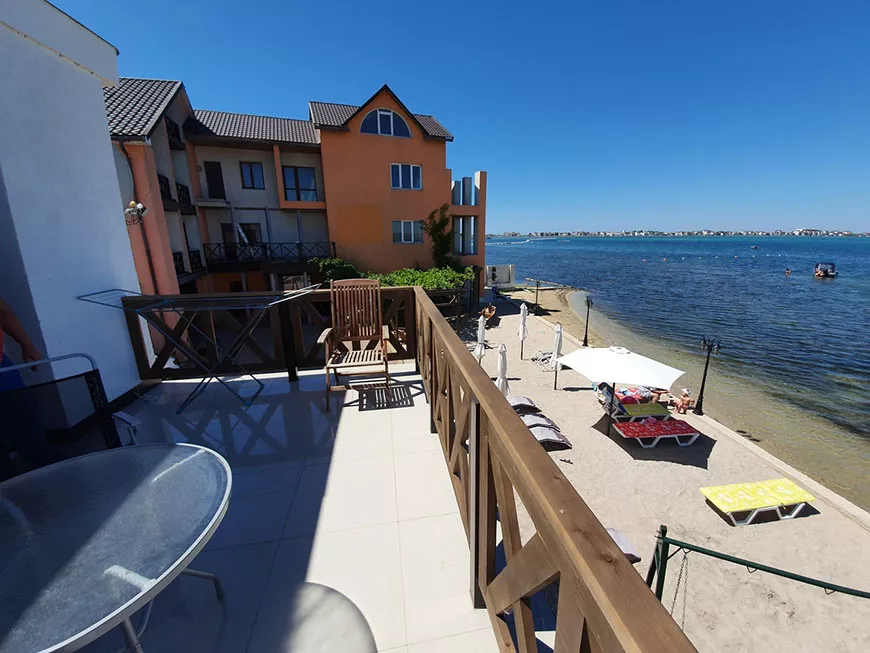 . Отель “Галислава”. Мирный