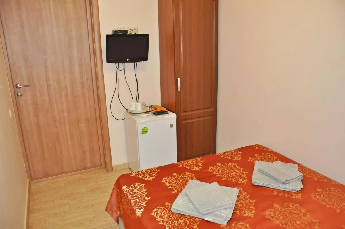 . Гостевой дом "Радуга". Витязево . Гостевой дом "Радуга". Витязево