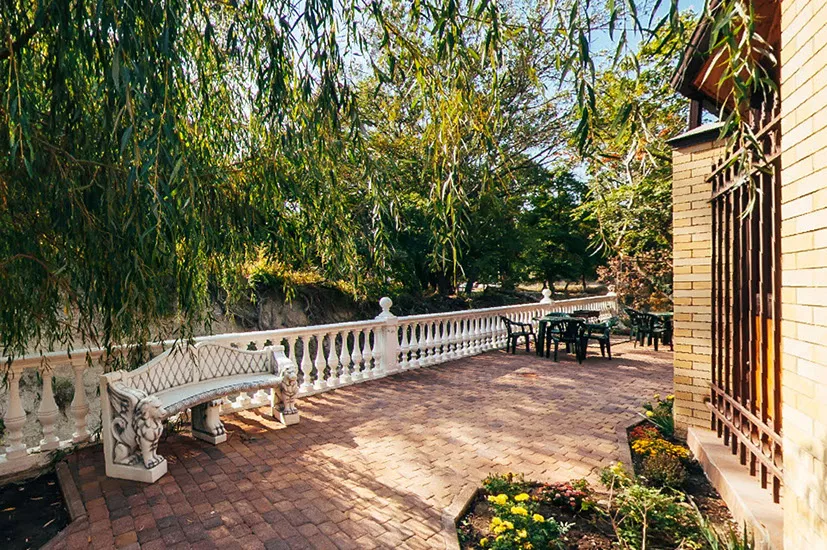 . Гостевой дом "Ашамба". Голубая бухта