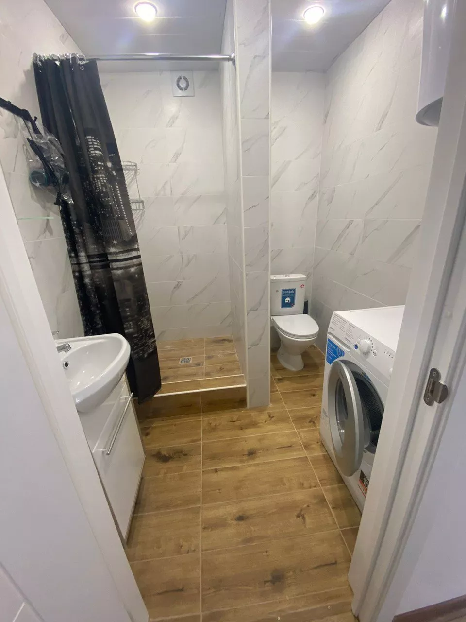 . Квартира в многоквартирном доме Апартаменты Цветочная. Адлер