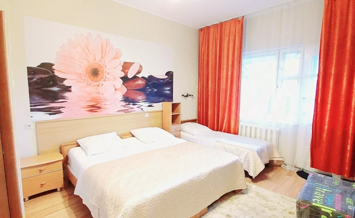 Трехместный с раздельными кроватями. Гостевой дом Родник. Красная Поляна