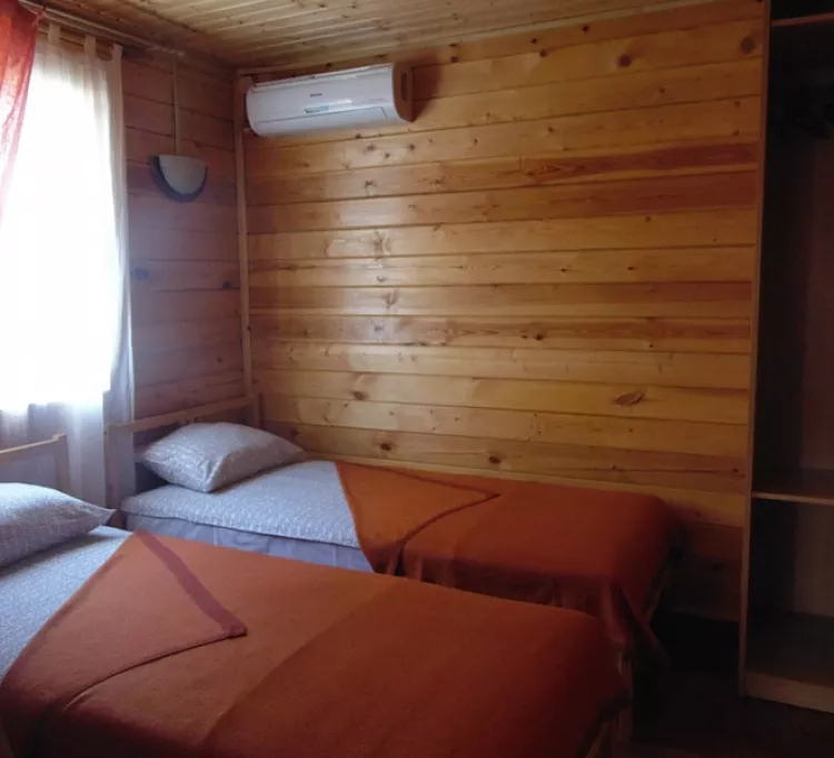 Семейный. Гостевой дом Семейный. Голубицкая