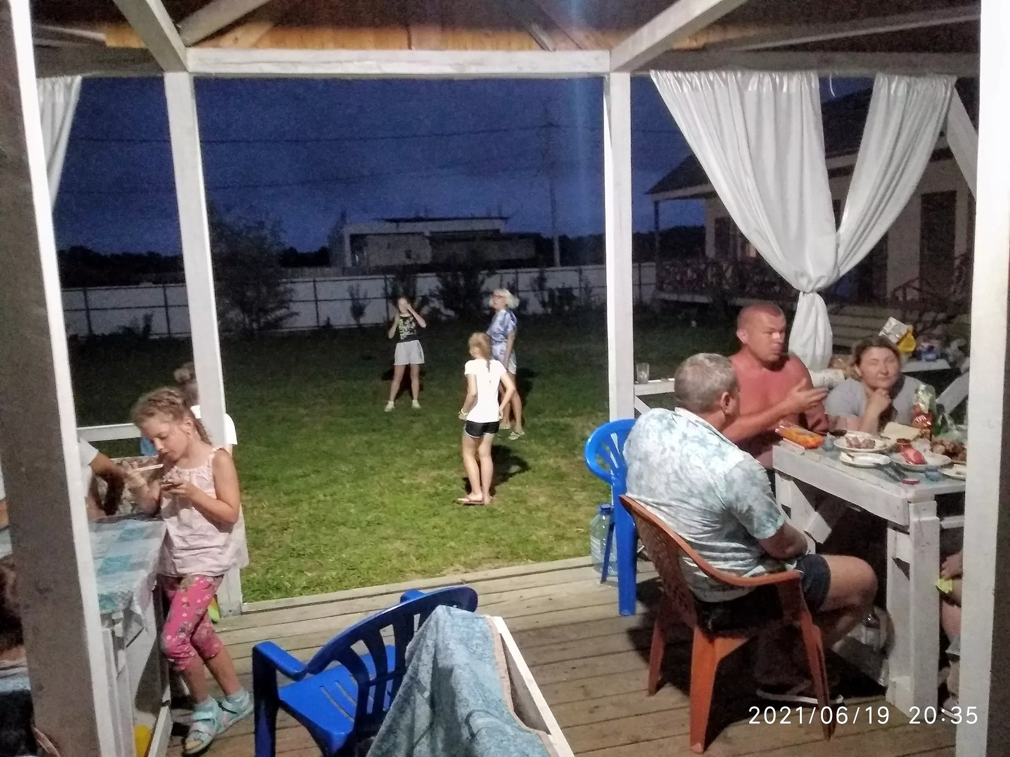 . Гостевой дом Мимоза. Пицунда