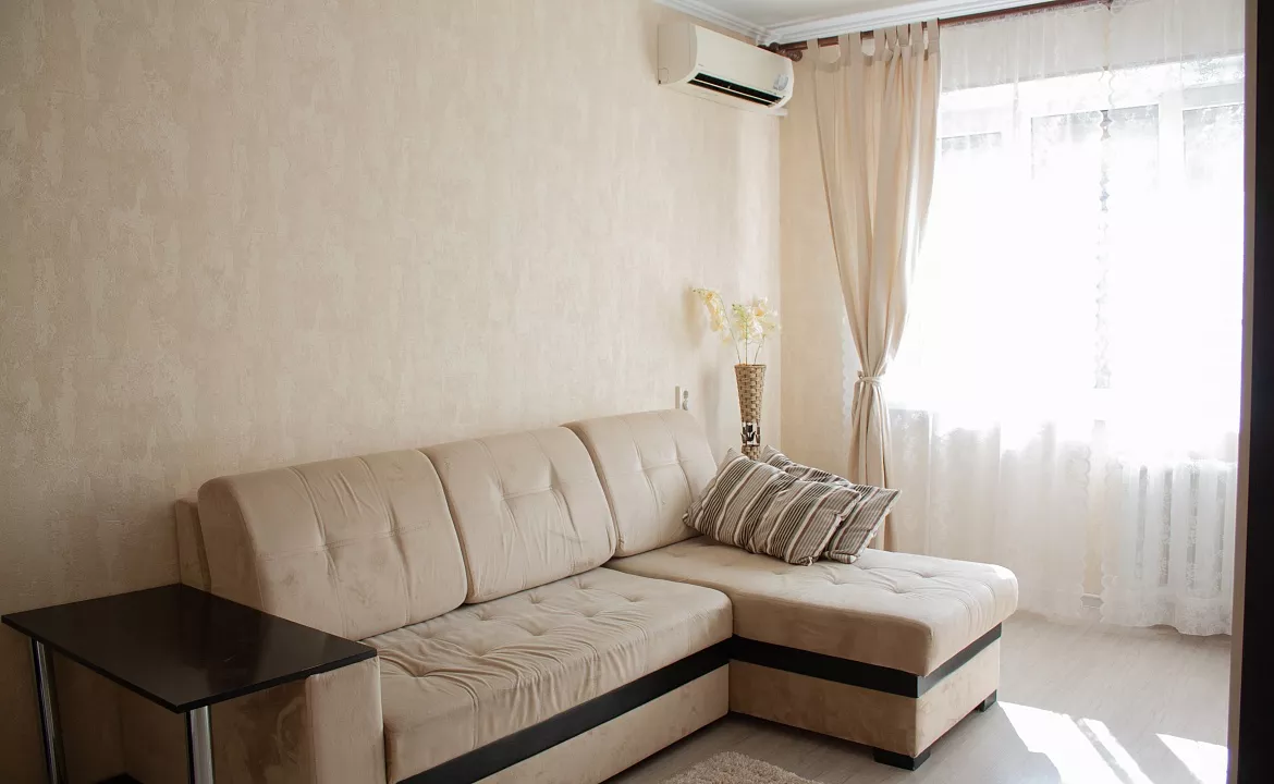 2-комн. апартаменты в центре Сочи 50 кв.. Квартира в многоквартирном доме 2-комн. в центре Сочи. Сочи 2-комн. апартаменты в центре Сочи 50 кв.. Квартира в многоквартирном доме 2-комн. в центре Сочи. Сочи