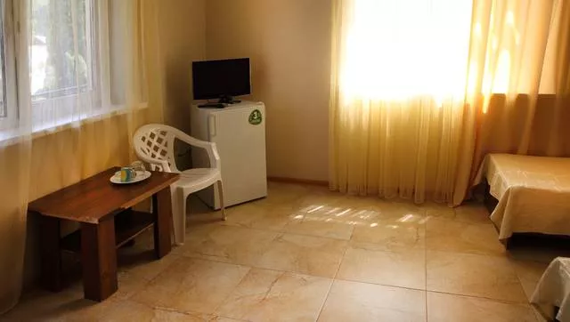 . Отель "Кипарис". Пицунда