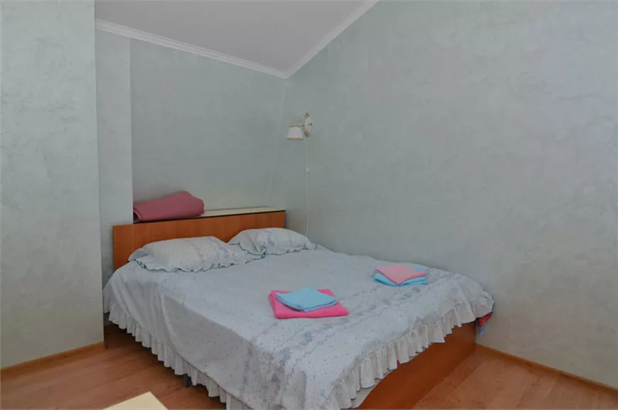 2-комнатный повышенной комфортности. Гостевой дом «Отель Людмила». Алушта 2-комнатный повышенной комфортности. Гостевой дом «Отель Людмила». Алушта