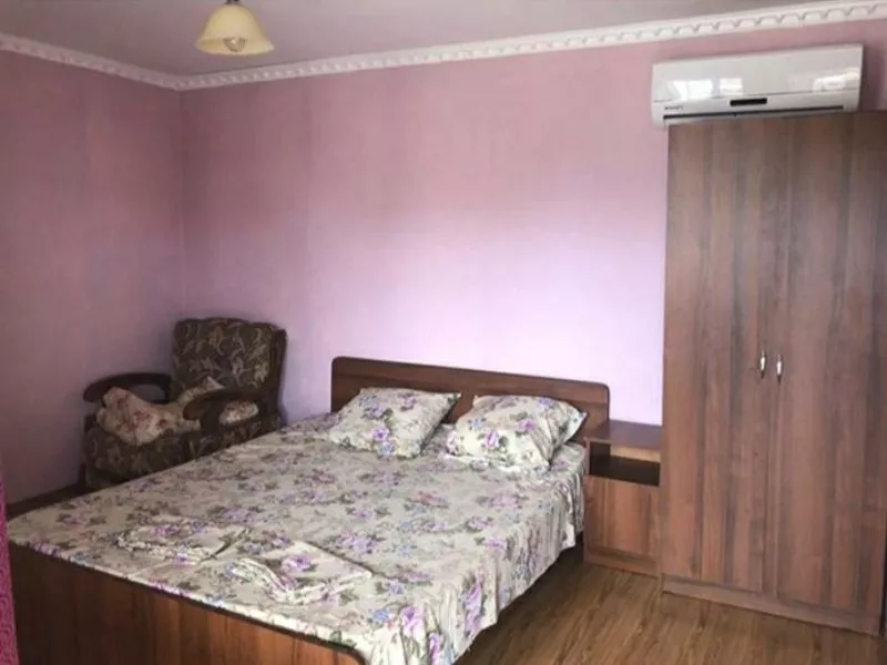 . Гостевой дом Фаворит . Сухум