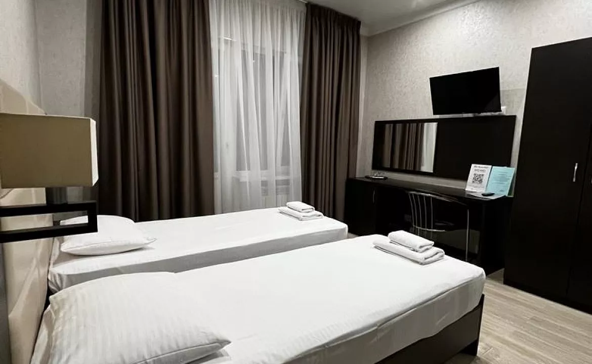 Стандартный двухместный номер. Отель BLUE MARINE HOTEL. Адлер